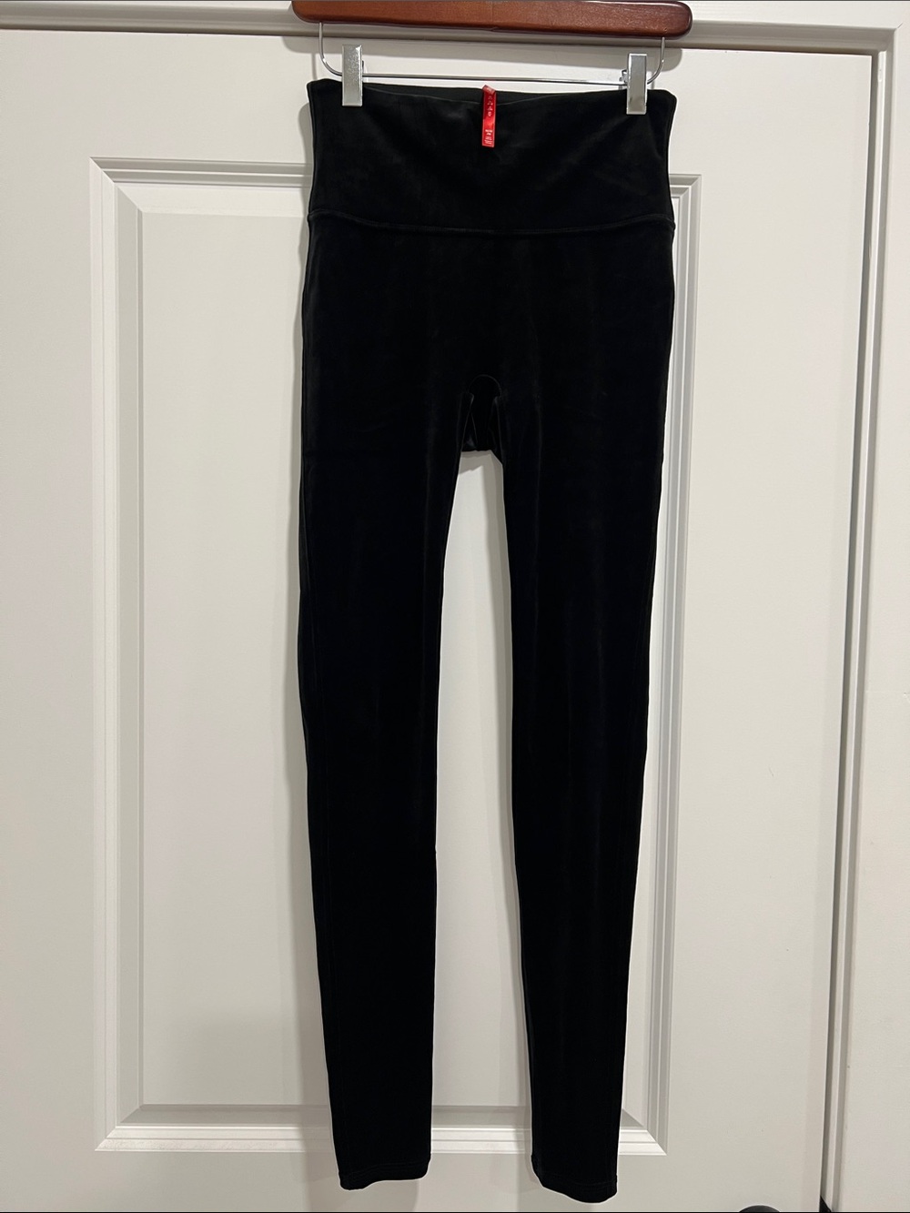 SPANX Black High-Waist Velvet Leggings
